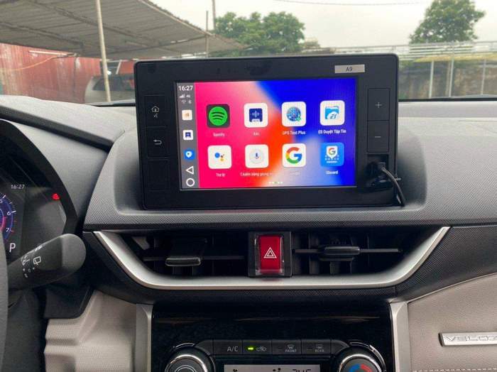 Biến màn hình Zin thành màn hình Andoird với cục android box dành cho dòng xe Toyota Veloz