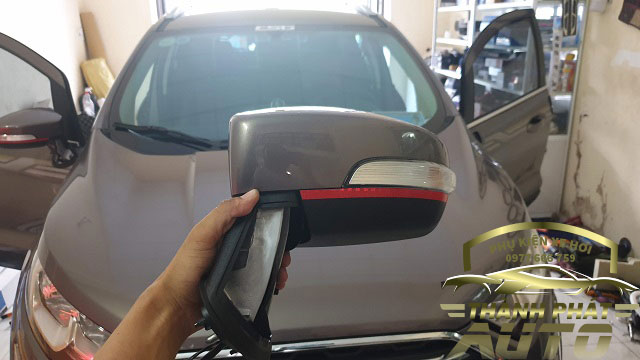 Hình 3: Bộ Xương Rin Lắp Gương Điện Xe Ford Ecosport
