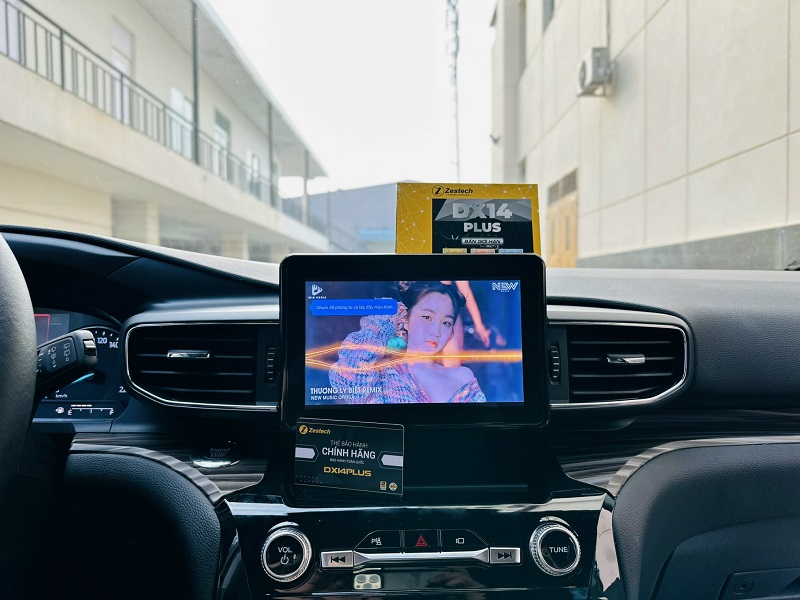 Android Box Zestech Ford Explorer