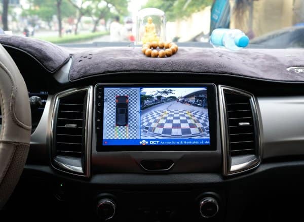 camera-lui-360-dct-ford-everest-t1