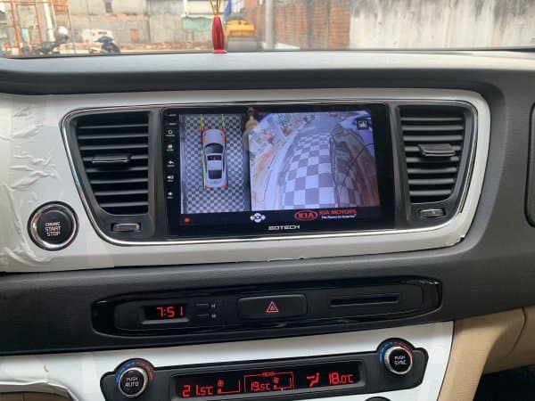 camera-trai-360-dct-kia-sedona