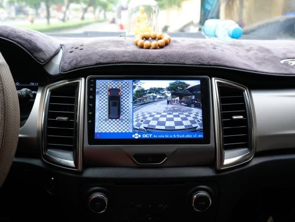 camera-truoc-360-dct-ford-everest-t1