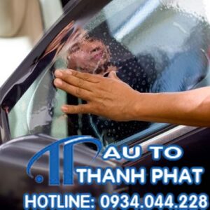 Dán Phim Cách Nhiệt Cho Xe Ford Ranger Chuyên Nghiệp