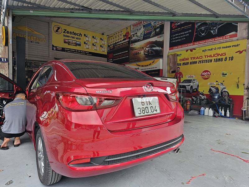 Đuôi Gió Mazda 2 AT 2024 Bản Thiếu