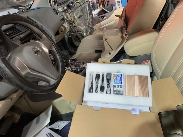 hop-den-camera-360-dct-nissan-teana