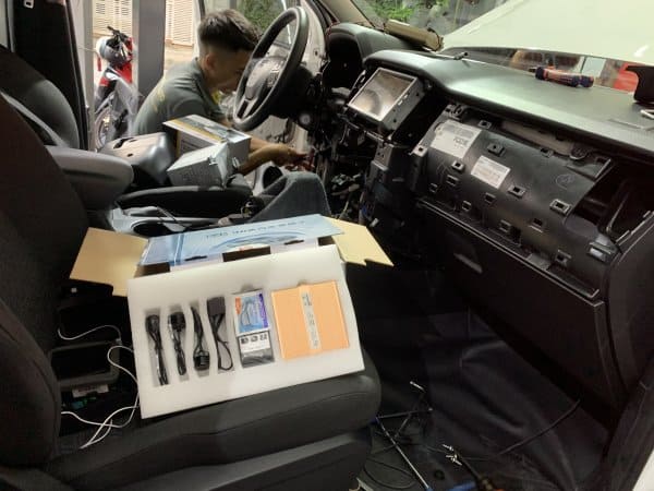 san-pham-camera-dct-360-phien-ban-t3-ford-ranger