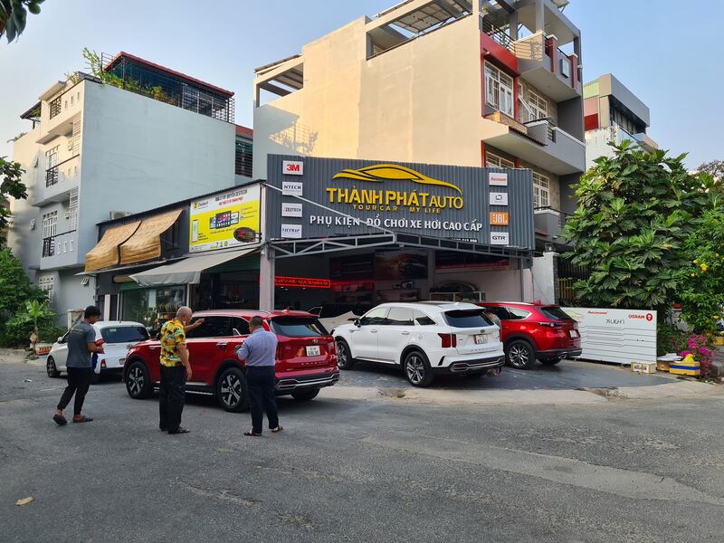 dia-chi-dan-phim-cach-nhiet-oto-thanh-phat-auto