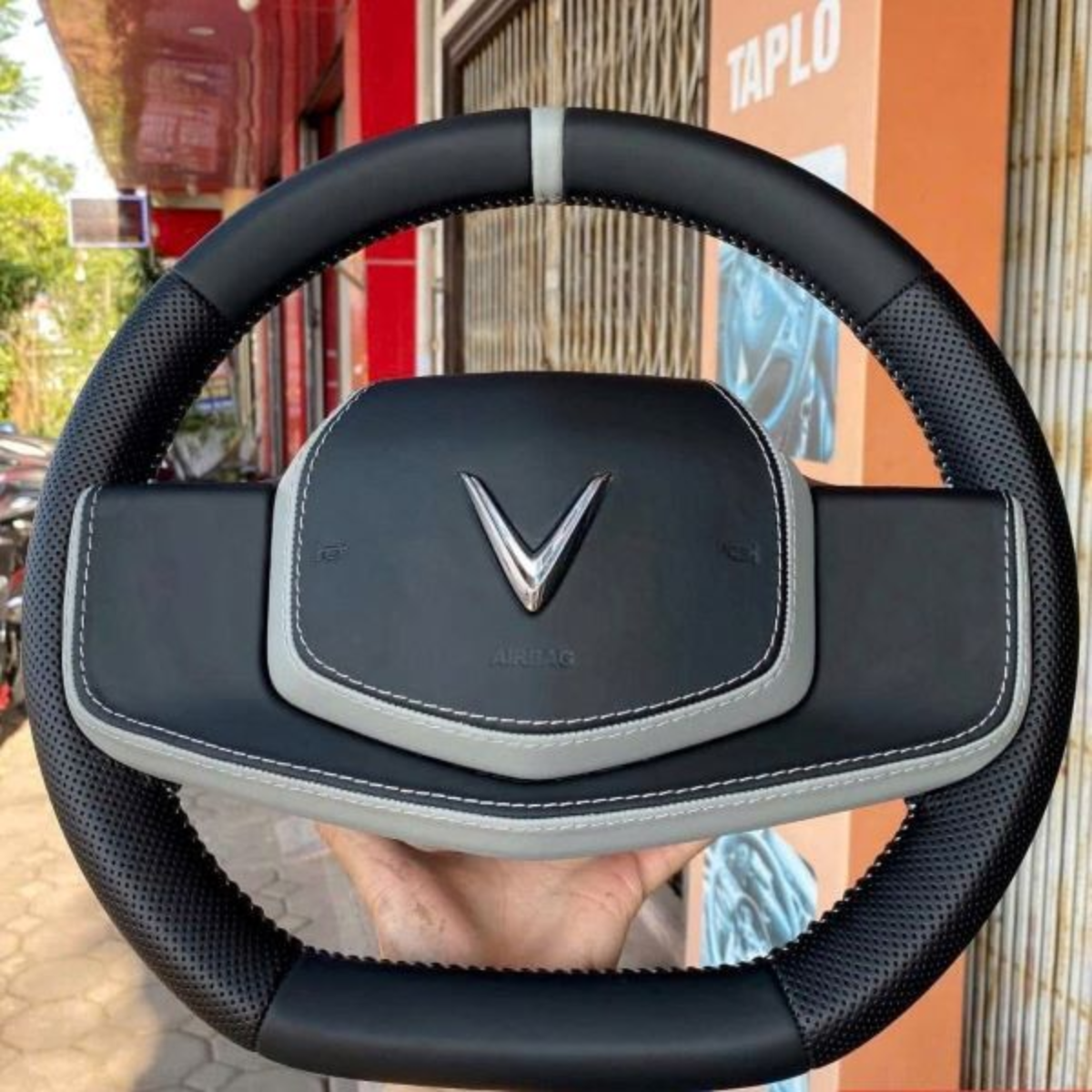 Bọc Da Vô Lăng Cho VinFast Herio Green Tại TPHCM