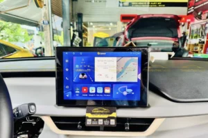 Màn Hình Android Nào Phù Hợp Nhất Cho Xe VinFast Limo Green?