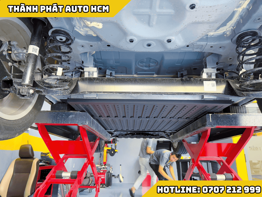 Tấm Ốp Bảo Vệ Pin Xe VF5