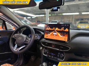 Santafe lắp màn hình 13 inch