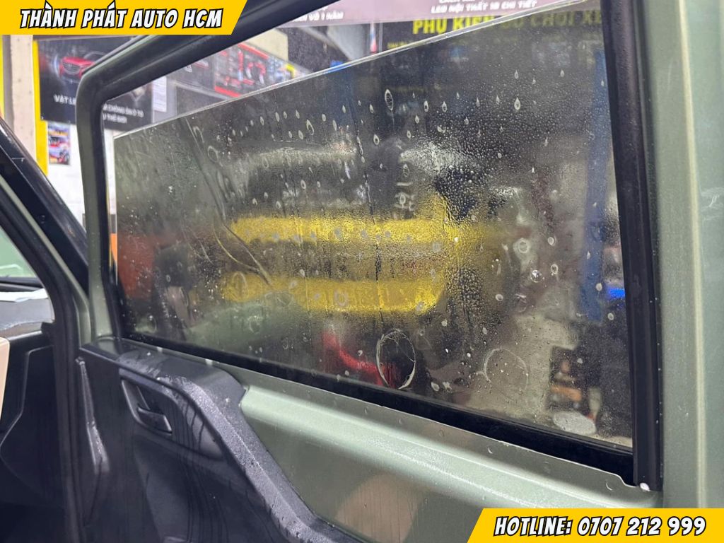 Dán cách nhiệt xe limo green