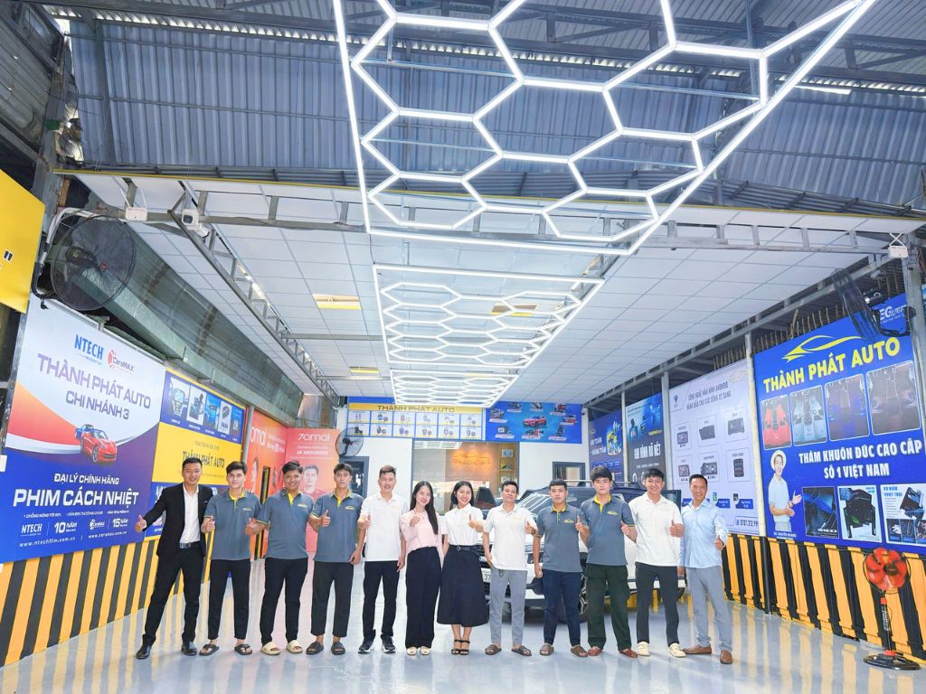 Đội ngủ nhân sự chi nhánh mới