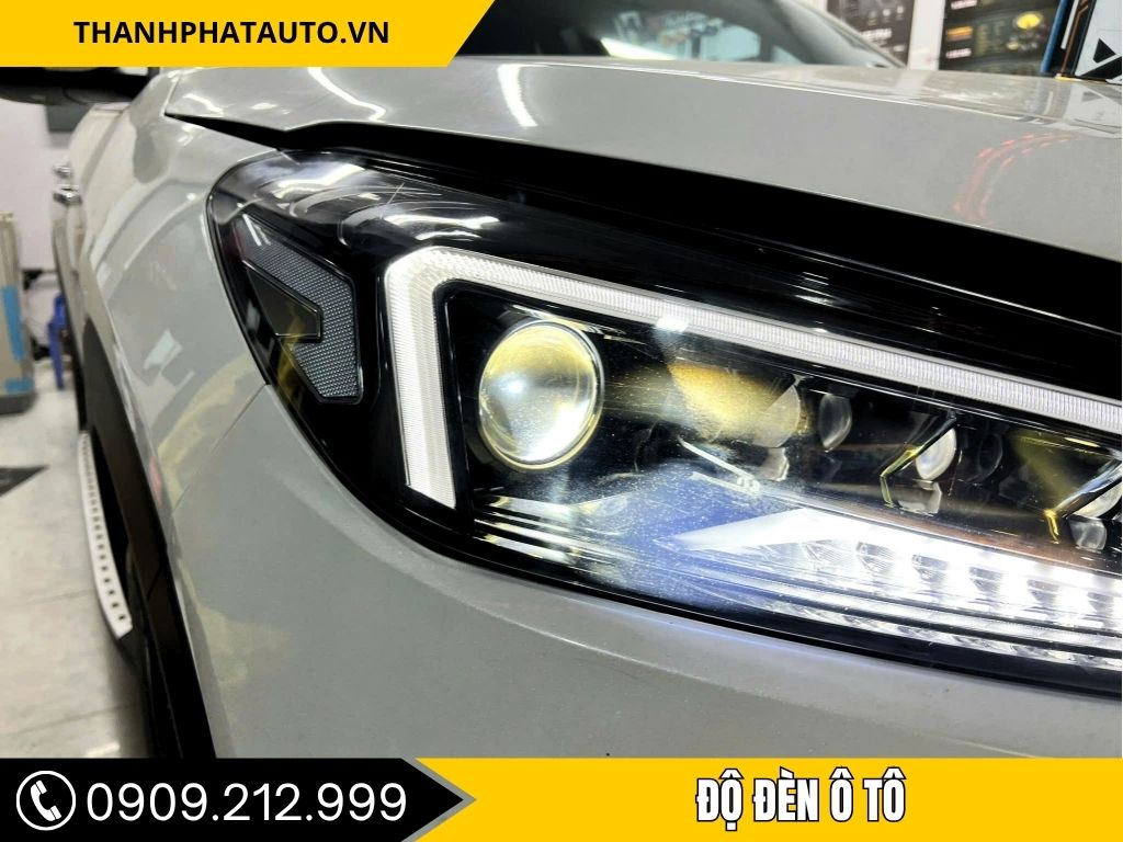 “Hình ảnh chi tiết cụm đèn được nâng cấp tại Thanh Phát Auto – địa chỉ chuyên độ đèn ô tô tại Đồng Nai uy tín và chính hãng.”