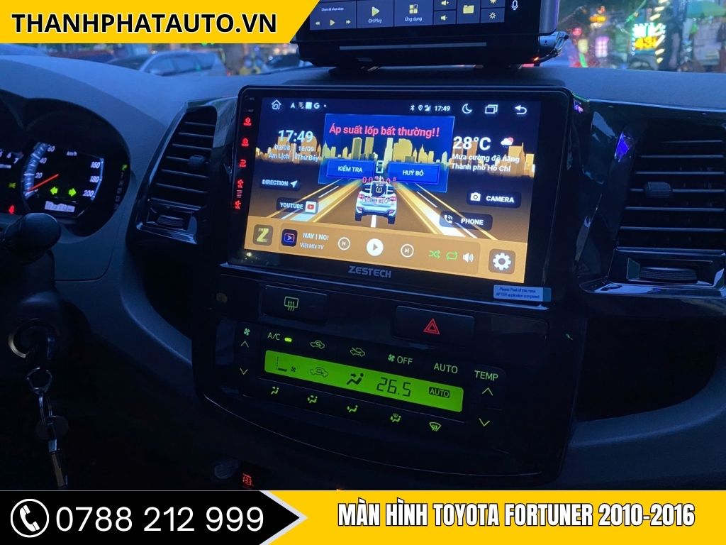 Màn hình Android Toyota Fortuner 2010-2016