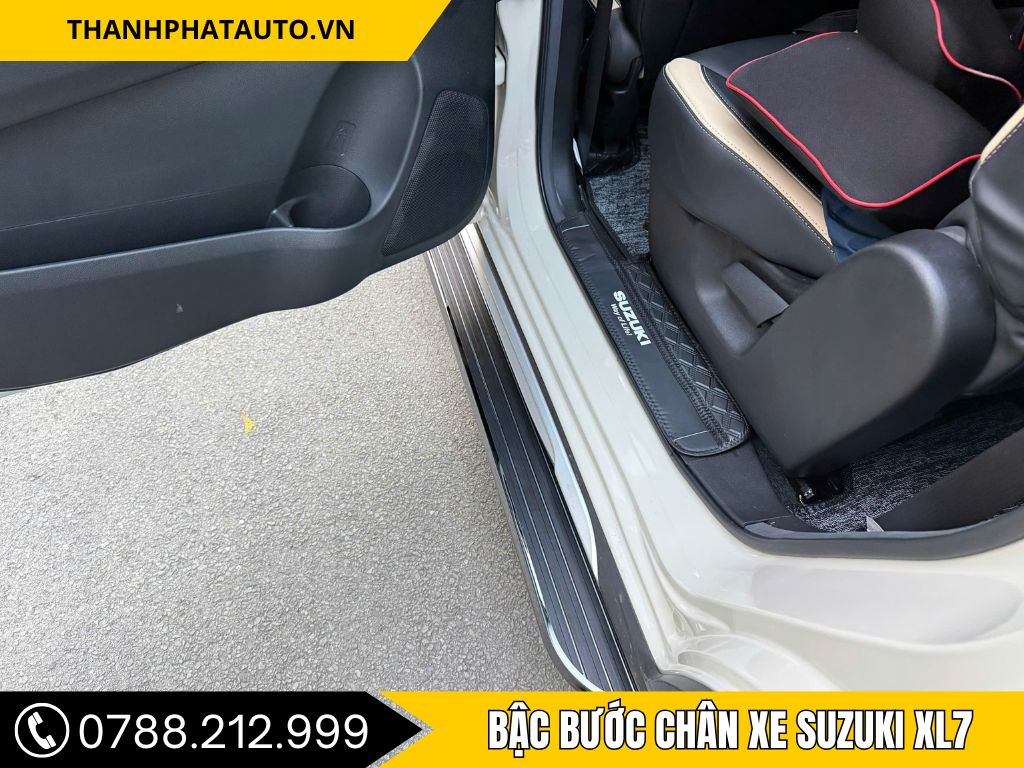 Hình Ảnh Bậc Bước Chân Xe Suzuki XL7