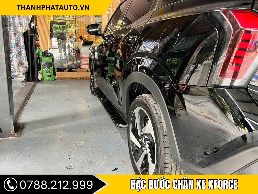 Hình Ảnh Bậc Bước Chân Xe Xforce