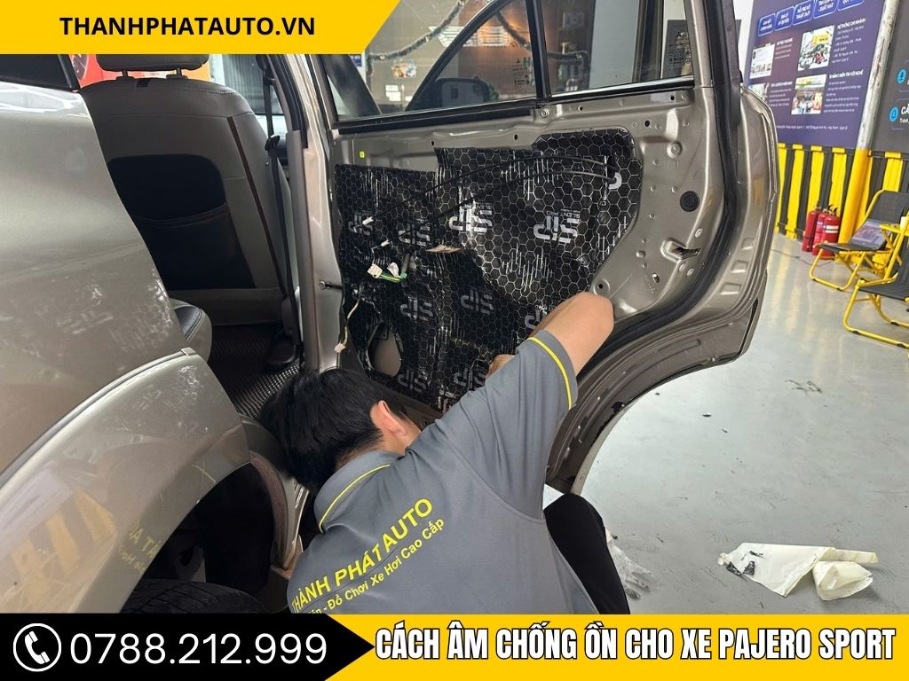 Cách Âm Chống Ồn Xe Pajero Sport