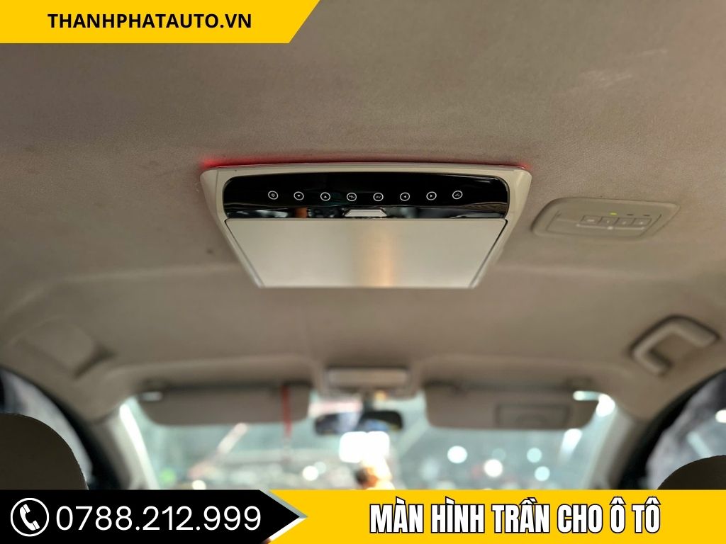Hình Ảnh Màn Hình Trần Cho Ô Tô