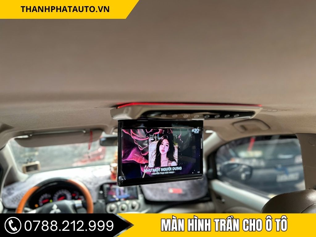 Màn Hình Gắn Trần Ô Tô
