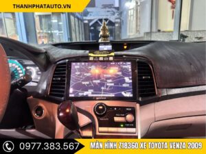 Màn hình Z18360 xe Toyota Venza 2009 đang sử dụng bản đồ dẫn đường, hiển thị rõ nét và trực quan