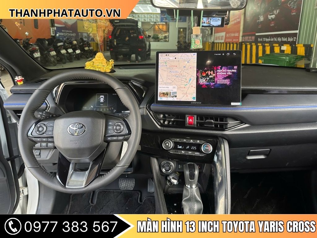 Màn Hình 13 Inch Toyota Yaris Cross