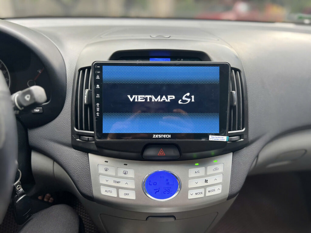 Màn Hình Hyundai Avante 