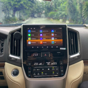 Màn hình Toyota Land Cruiser