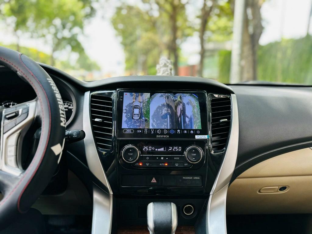 Màn Hình Android Mitsubishi Pajero Sport 2024 Lắp Đặt Tận Nơi Uy Tín chính hãng 2