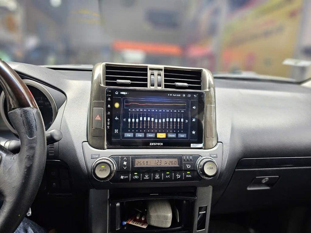 Màn Hình Android Toyota Land Cruiser Prado 2017 Lắp Đặt Tận Nơi Uy Tín chính hãng 3