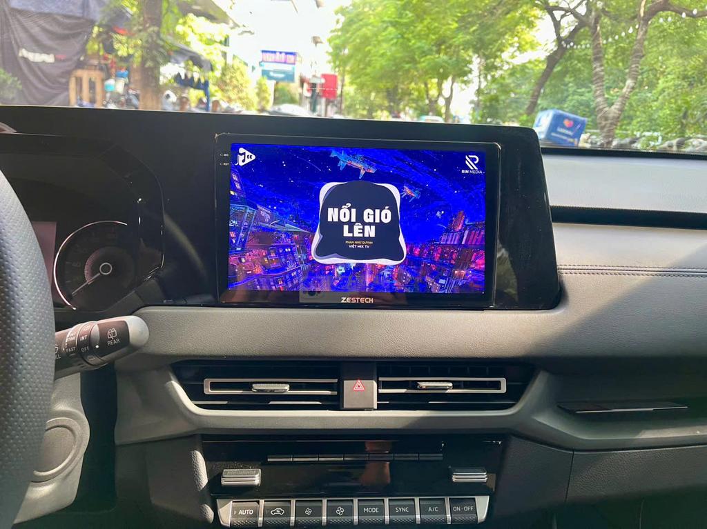 Màn Hình Mitsubishi Xforce 2025 Chính Hãng Lắp Đặt Tận Nơi Uy Tín chính hãng 2