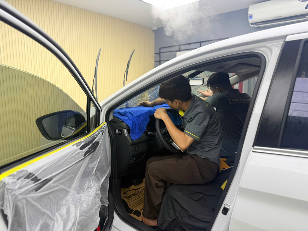 Dán Phim Cách Nhiệt Mitsubishi Xpander 2026 Uy Tín – Mát Xe Tức Thì