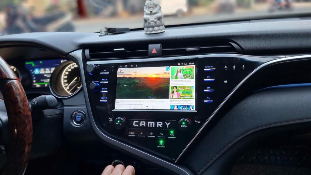 Màn Hình Android Toyota Camry 2019 Chính Hãng Lắp Đặt Tận Nơi TPHCM chính hãng 4