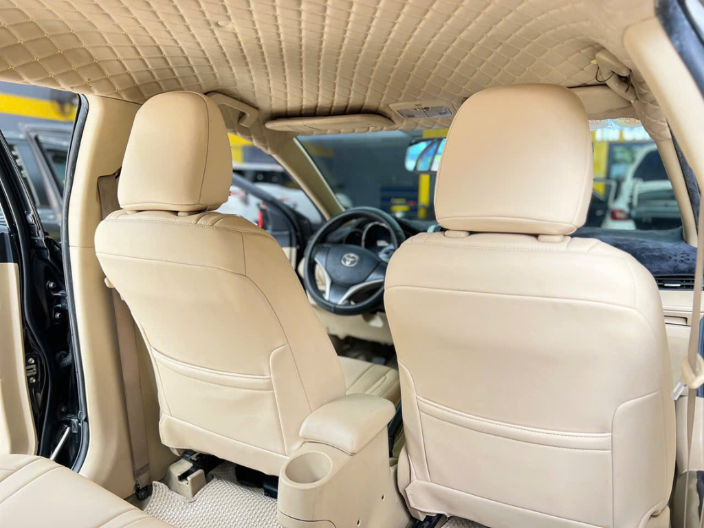 Bọc ghế da Vios