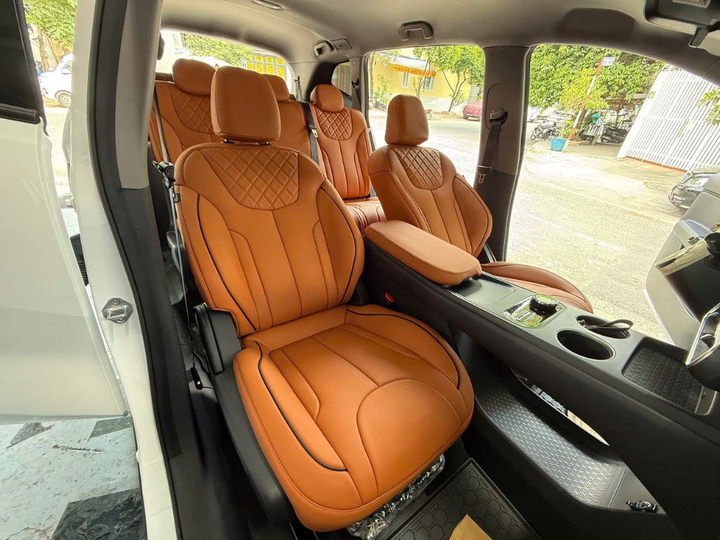 Bọc Ghế Da Cho Limo Green Giúp Nội Thất Xe Cao Cấp Hơn