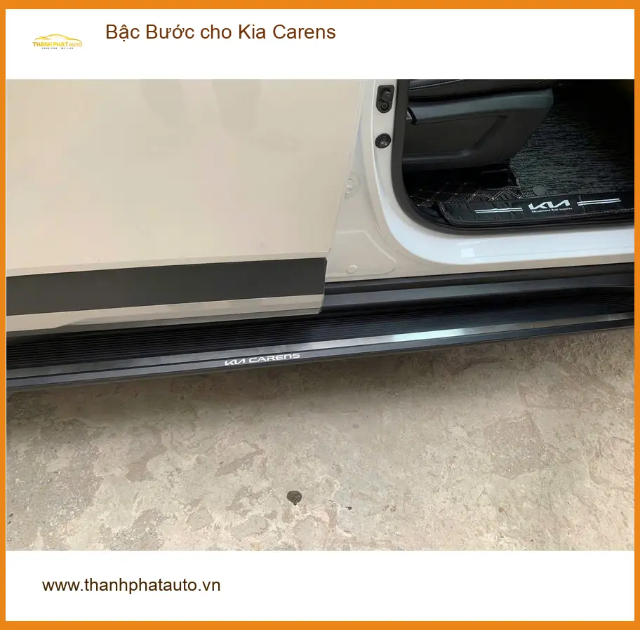 Anh Quang lắp Bậc Bước cho Kia Carens tại Quận 11 để tiện lên xuống xe cho bé ảnh thực tế 5
