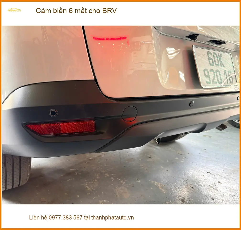 Anh Long lắp Cảm biến 6 mắt cho Honda BRV tại Quận 2 để đảm bảo an toàn tối đa