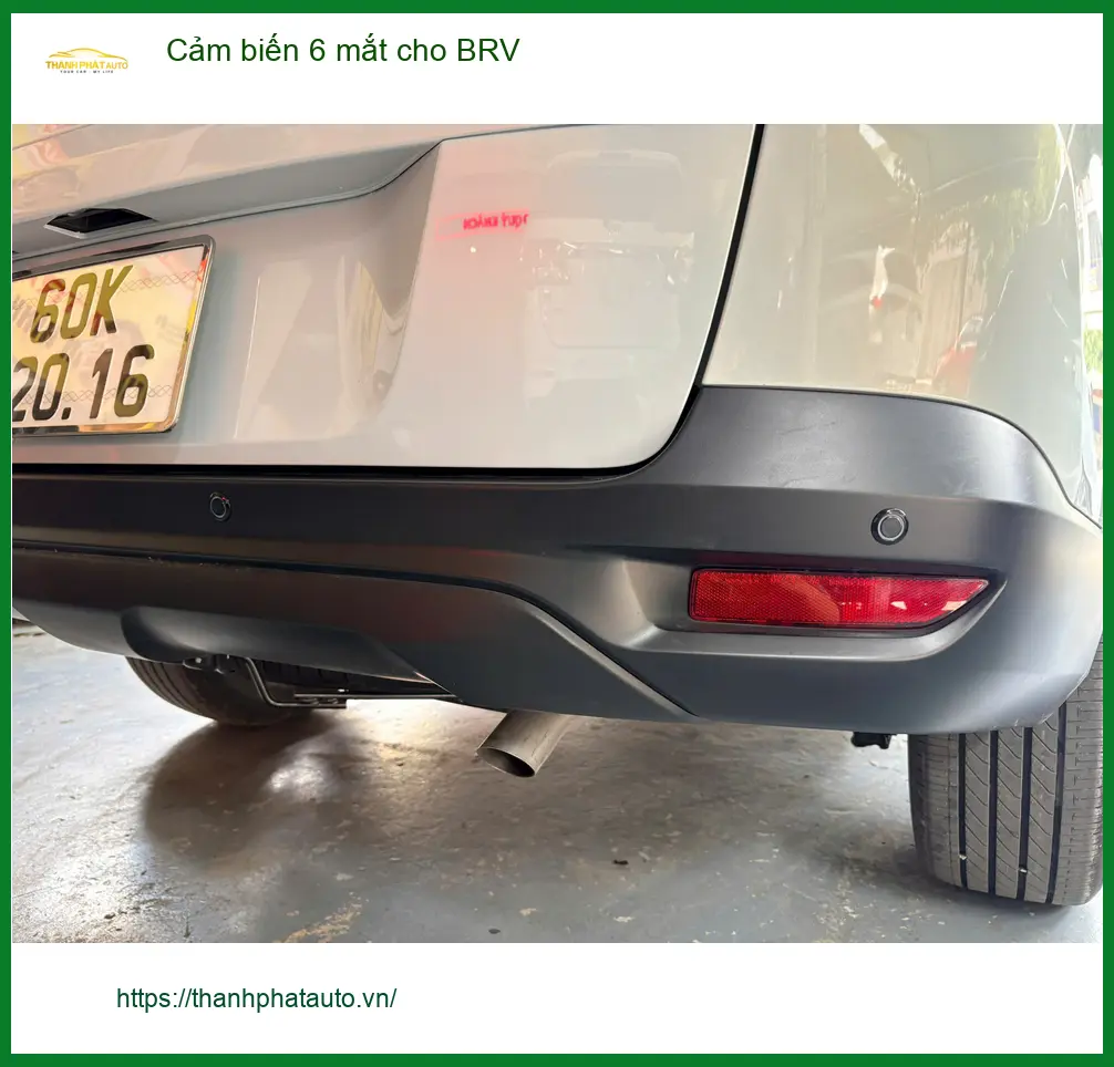Anh Lâm lắp cảm biến 6 mắt cho Honda BRV ở Thủ Đức vì hay đỗ xe chật ảnh thực tế 2
