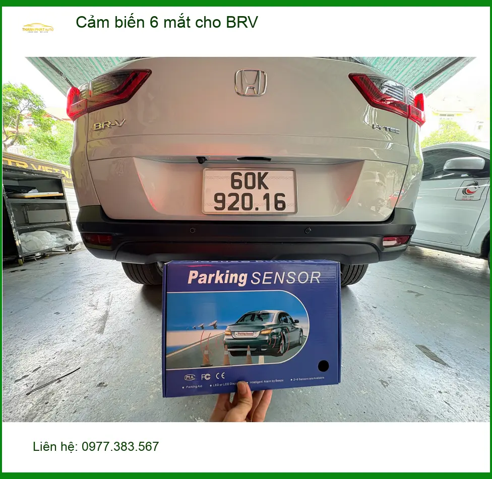 Anh Tấn Phát lắp cảm biến 6 mắt cho BRV tại Quận 12 để tự tin đỗ xe ảnh thực tế 4