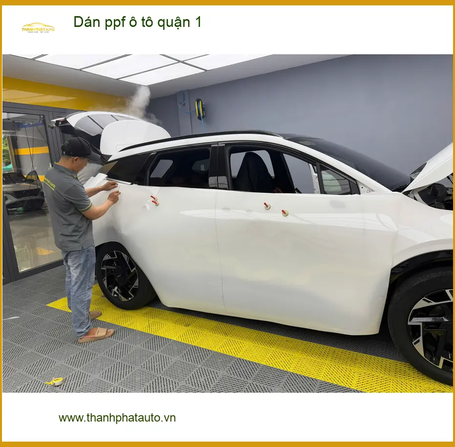 Trung Tâm Thi Công Dán PPF Ô Tô tại Quận 1 - Thi Công Chuyên Nghiệp