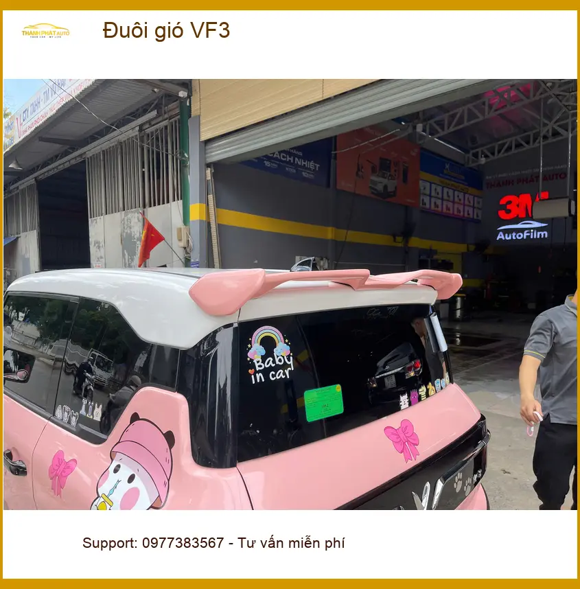 Bác Khải gắn đuôi gió VF3 tại Quận 12 cho xe thêm cá tính ảnh thực tế 2