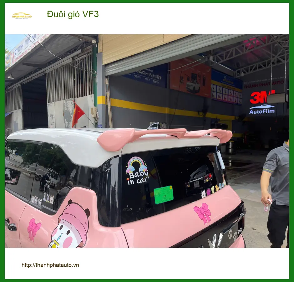 Bác Lâm gắn đuôi gió cho VF3 tại Quận Thủ Đức để xe đẹp và thể thao hơn ảnh thực tế 2