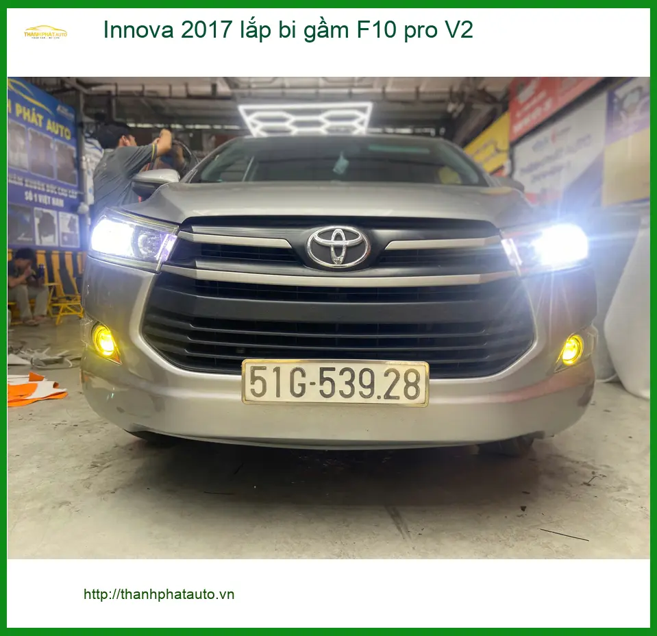 Anh Bảo Innova 2017 lắp bi gầm F10 pro V2 tại Quận 1 cải thiện ánh sáng ảnh thực tế 2