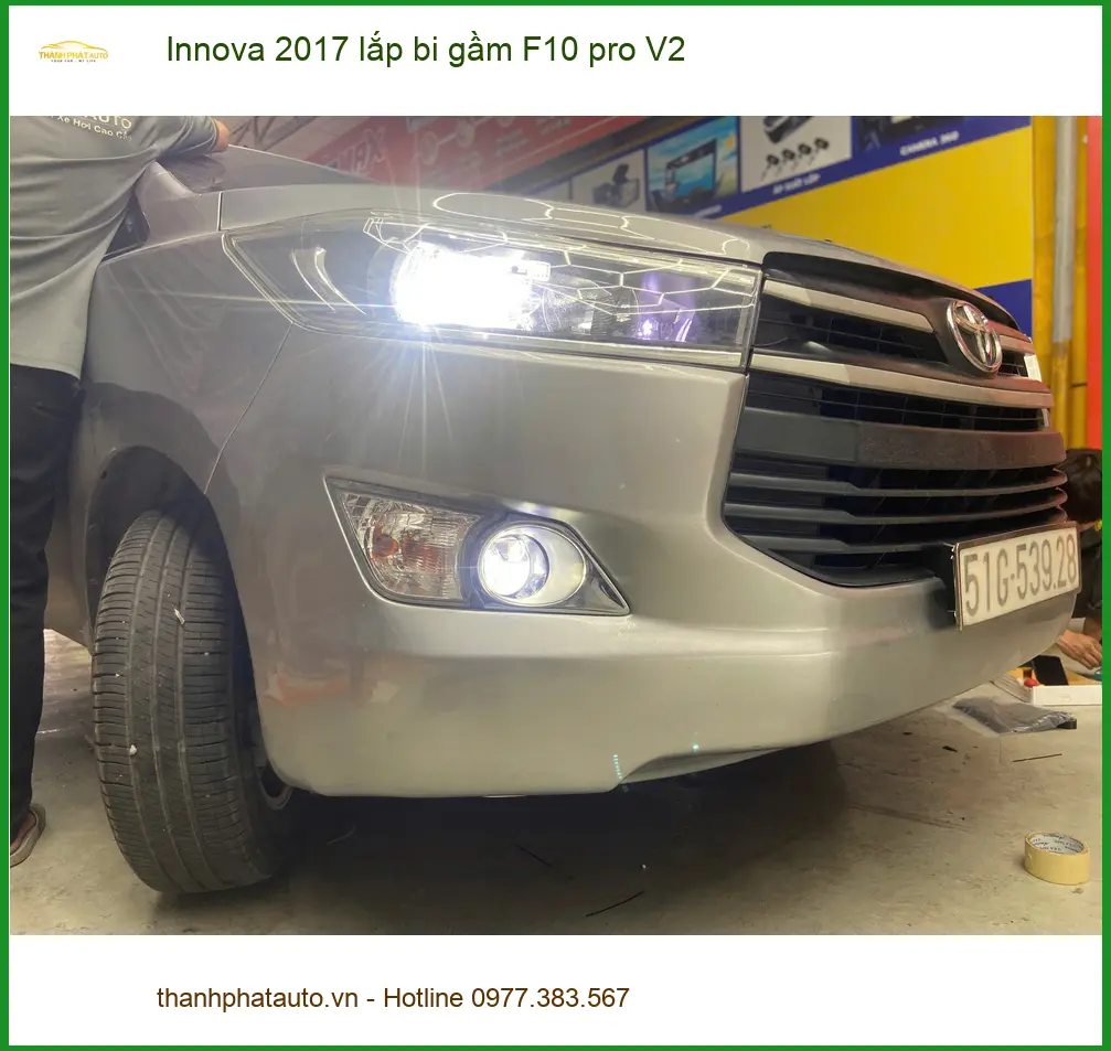 Anh Bảo Innova 2017 lắp bi gầm F10 pro V2 tại Quận 1 cải thiện ánh sáng ảnh thực tế 5