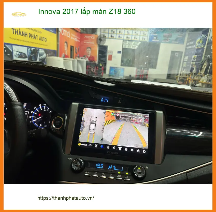 Anh Tuấn lắp màn hình Z18 360 cho Innova 2017 tại Bình Chánh để tiện theo dõi giao thông ảnh thực tế 2