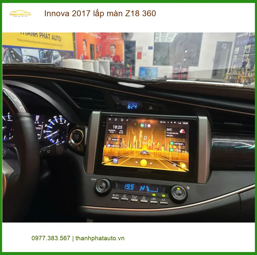 Chú Quang lắp màn Z18 360 cho Innova 2017 tại Thủ Đức để lái xe an toàn hơn ảnh thực tế 4