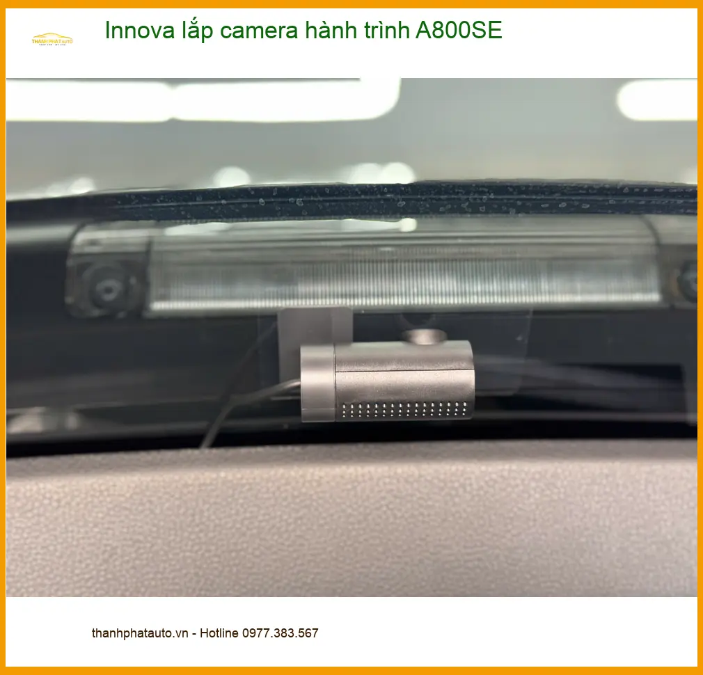 Chú Phong lắp camera hành trình A800SE Innova Quận 3 an tâm lái xe ảnh thực tế 4