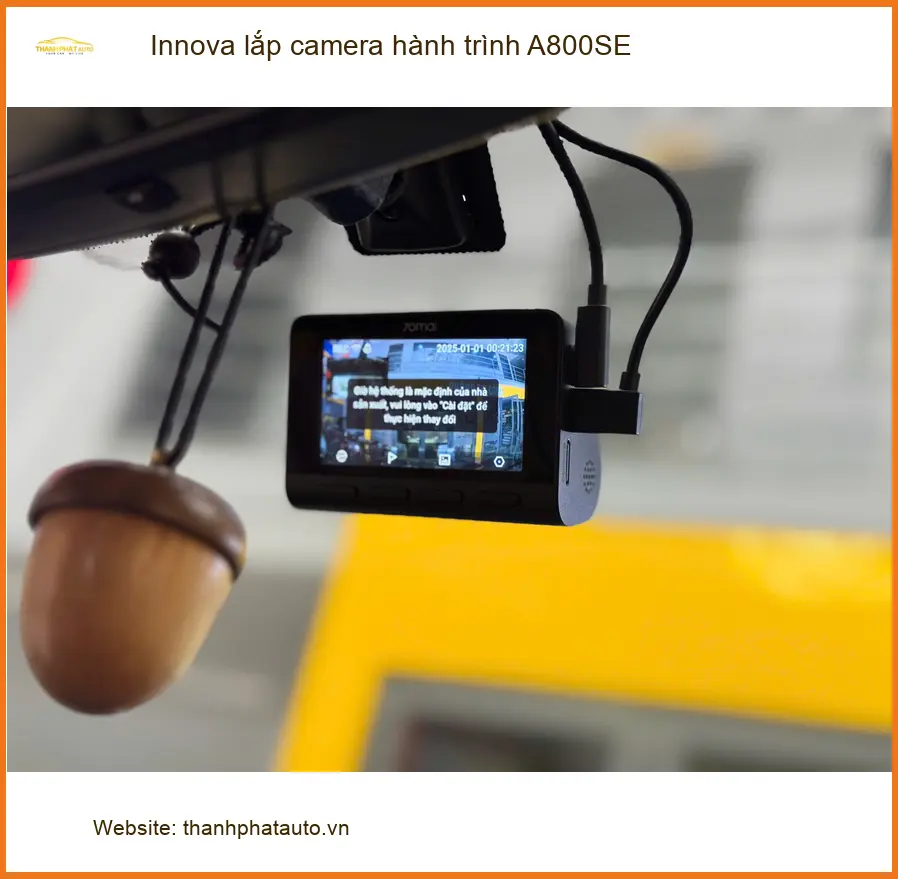 Anh Kiệt lắp camera hành trình A800SE cho Toyota Innova tại Quận 2 ảnh thực tế 5
