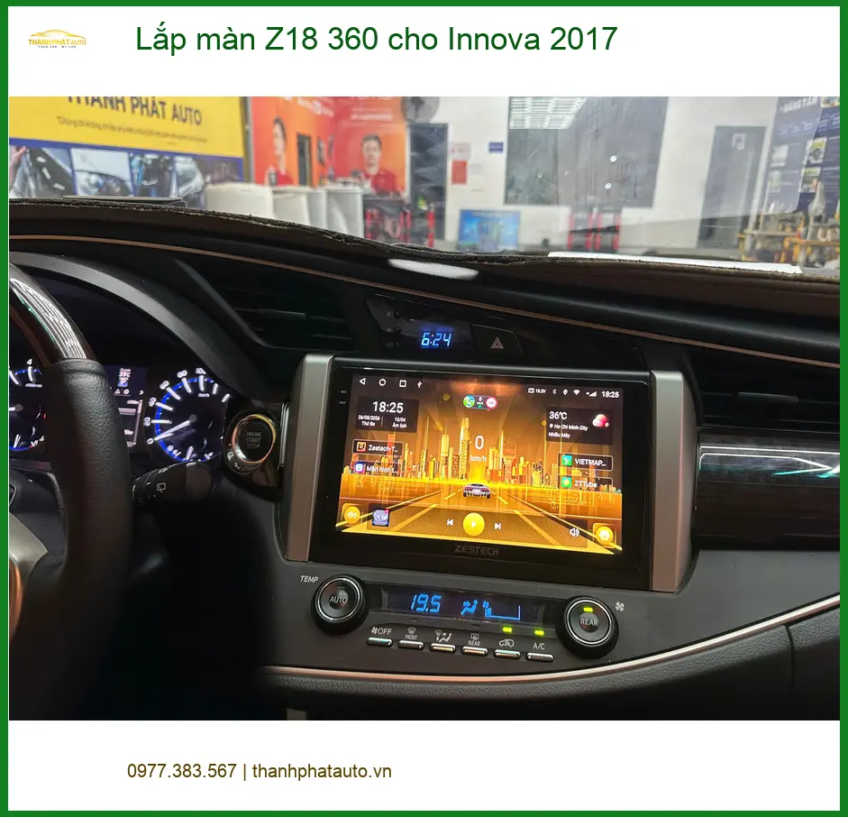 Anh Khoa lắp màn Z18 360 cho Innova 2017 tại Quận 2 dễ dàng quan sát khi đỗ xe ảnh thực tế 2