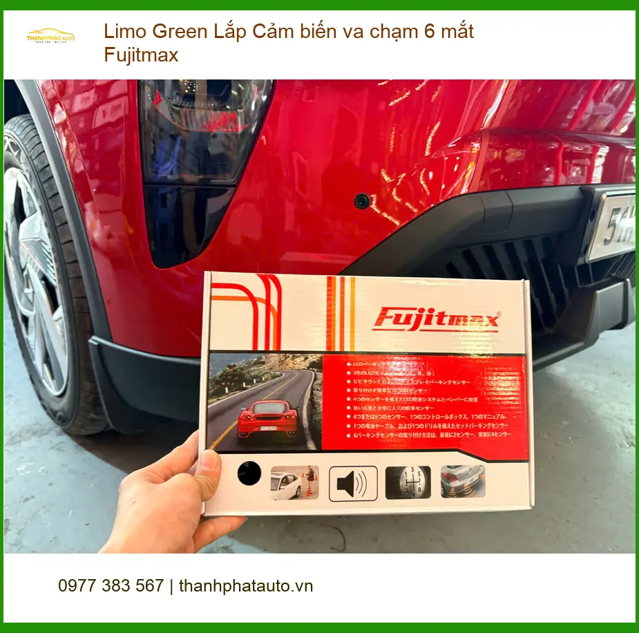 Anh Bách lắp cảm biến va chạm 6 mắt Fujitmax cho Limo Green tại Quận 9